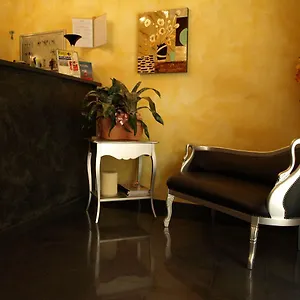 Hotel Karol, Monza